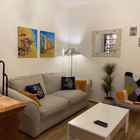 איגוס-מורטס Charmante Maison Avec Exterieur A Deux Pas Des Remparts מראה חיצוני תמונה